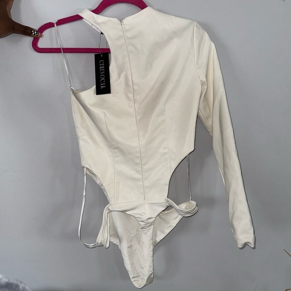 Ceran Ocak Cut-Out One Sleeve Bodysuit | REVOLVE Brand Modern Style | Size Small - Picture 5 of 5